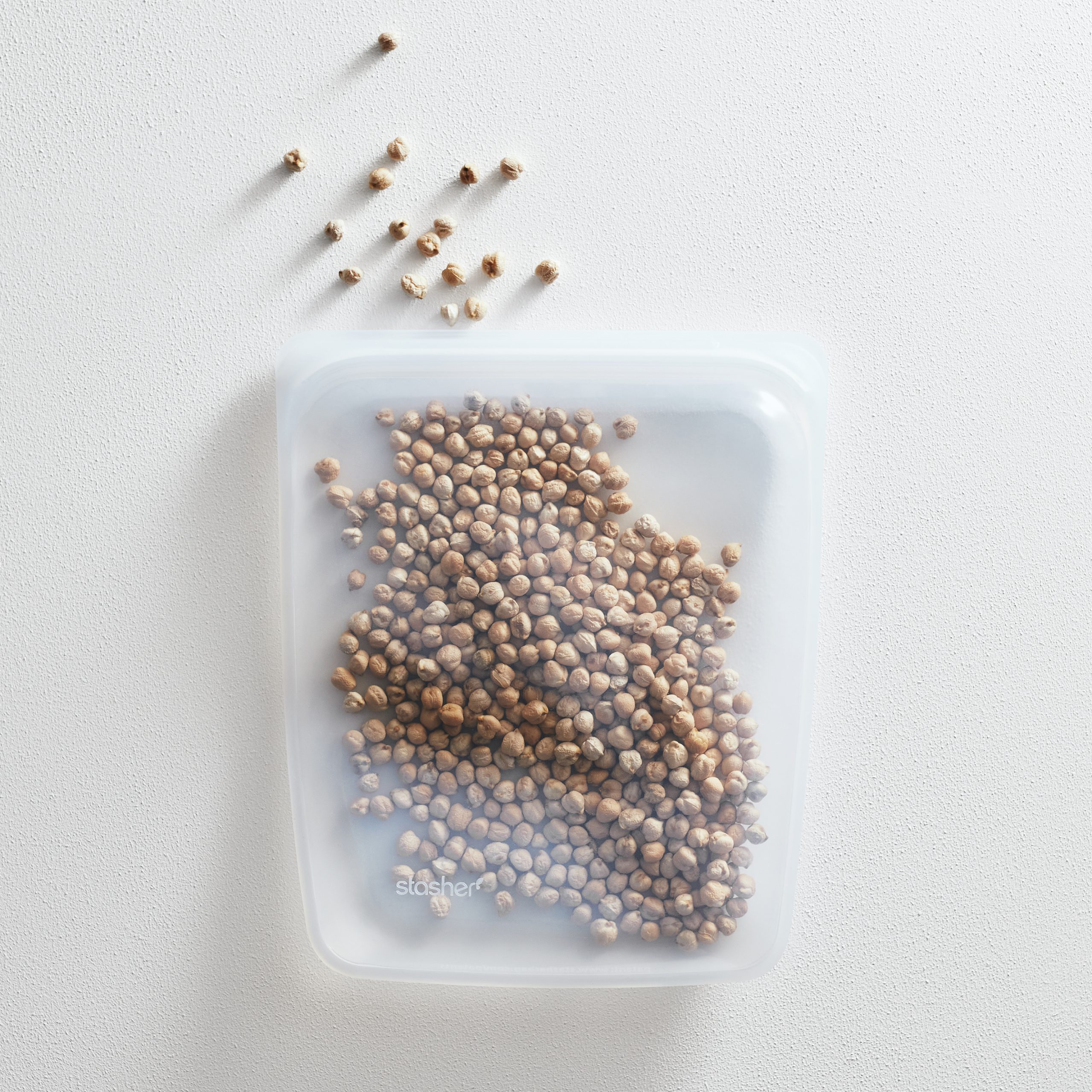 HalfGallon_Clear_OW_Garbanzos_2800