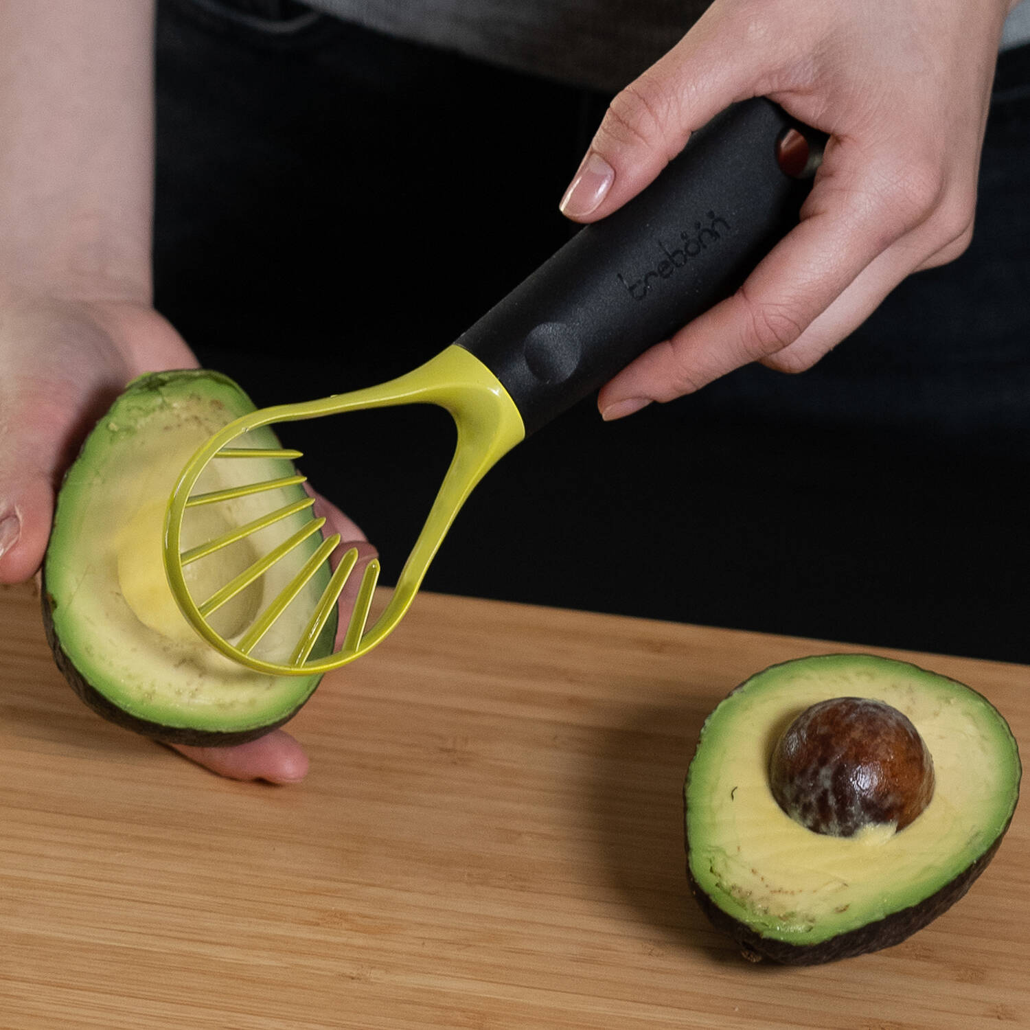 Trebonn-gadgets-avocado-3