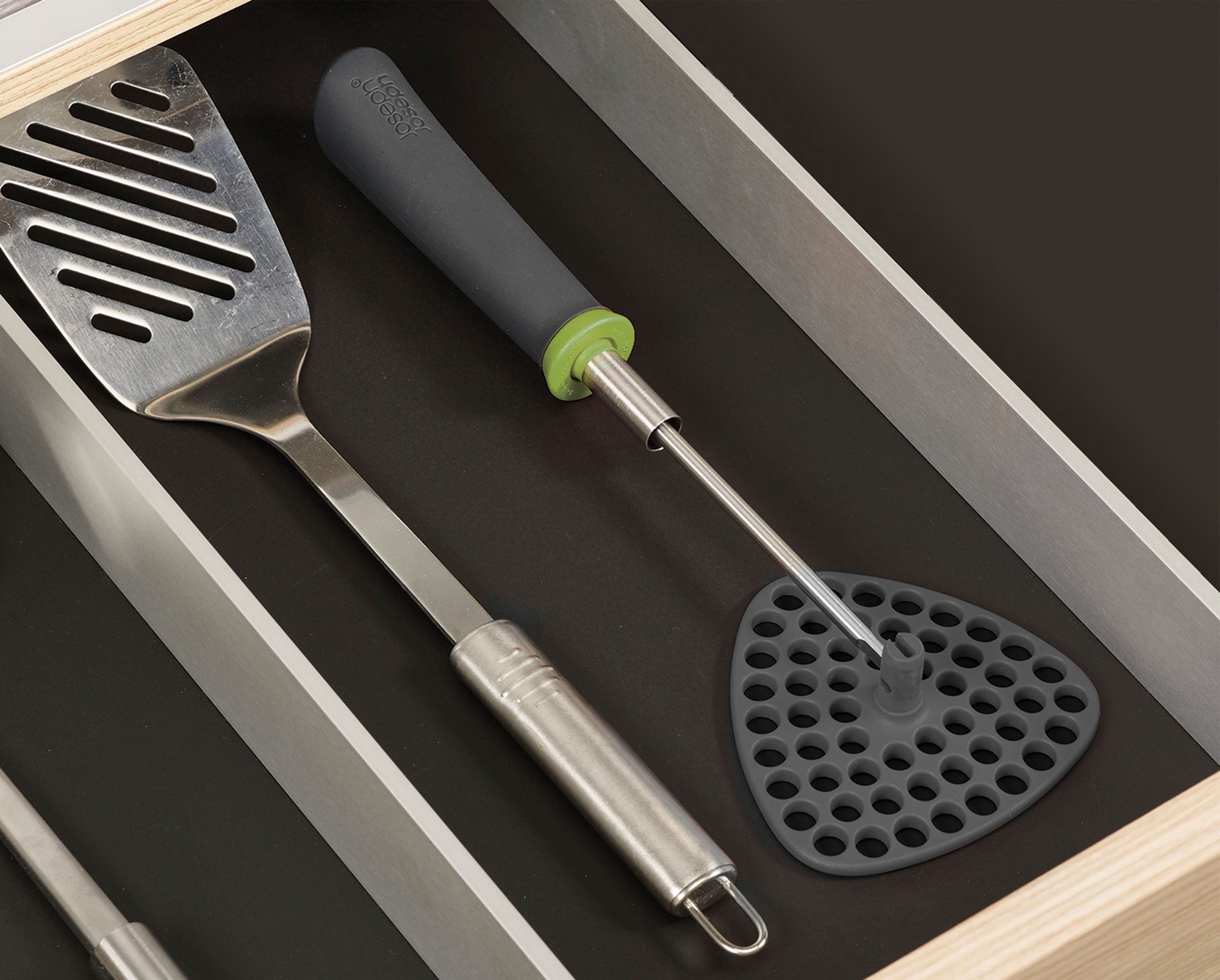 delta_folding_masher_drawer_84a516b6-eda5-4cfb-a7a1-7dbb16fd6084_2000x