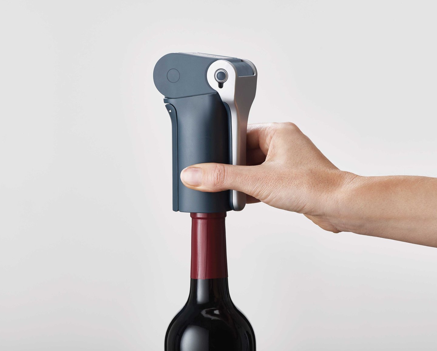 BarWiseCompactLeverCorkscrew_Blue_IU3_c5eb6de0-92a7-460e-a65a-9989b6ab709e_1440x