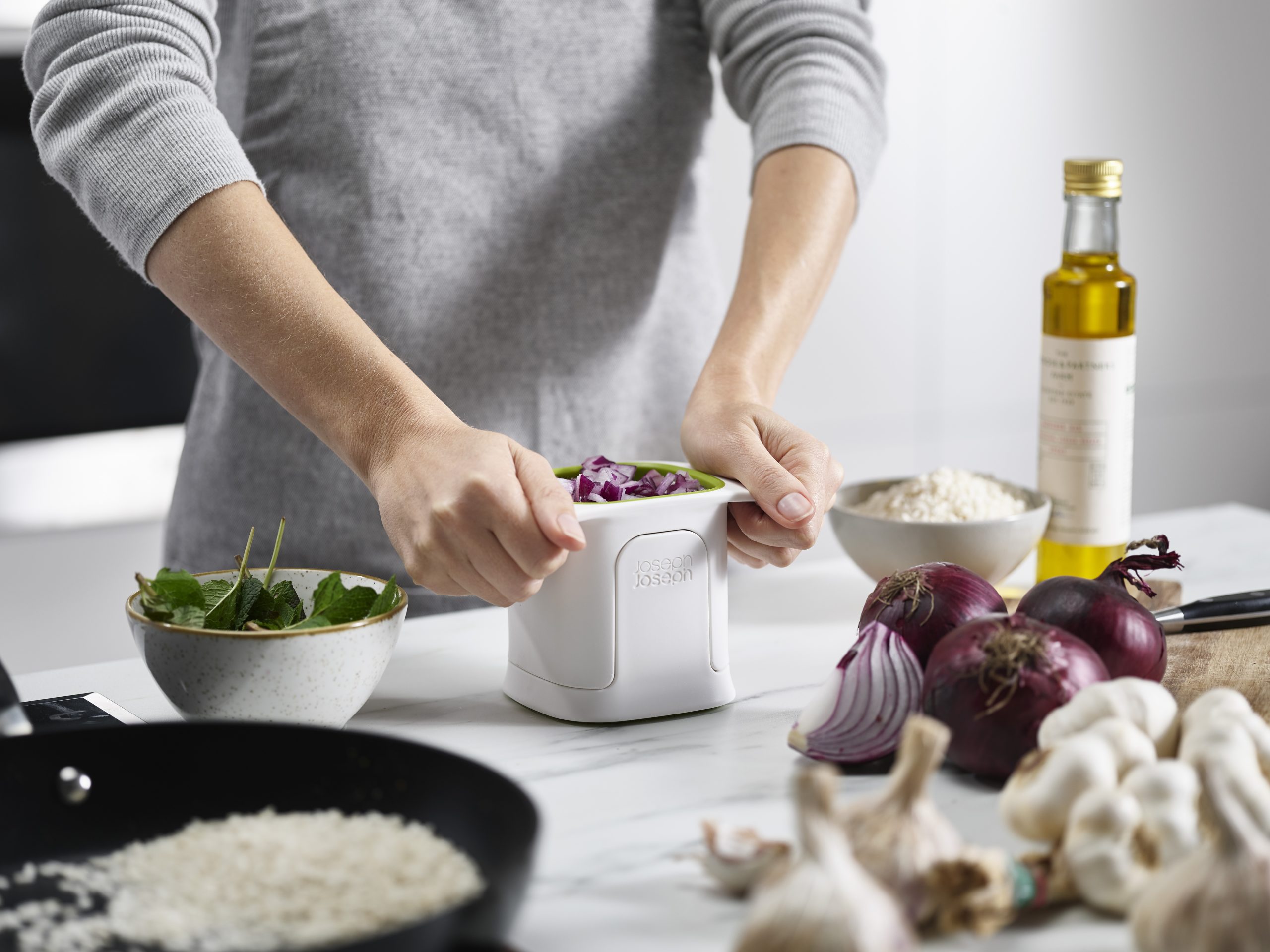 JJ_SS21_ChopCup_Vegetable chopper_(20175)_IU2